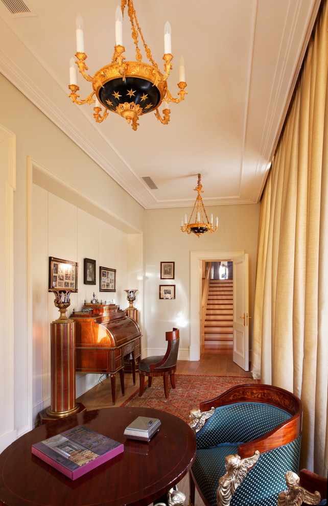 Интерьер дома в посёлке Монолит