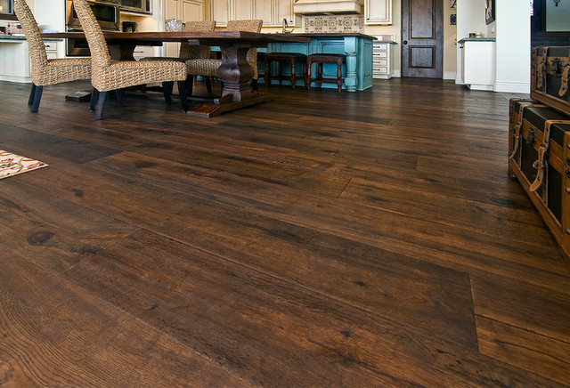 Pacific Beach Home With Riverstone Seine Wood Floors Beach Style