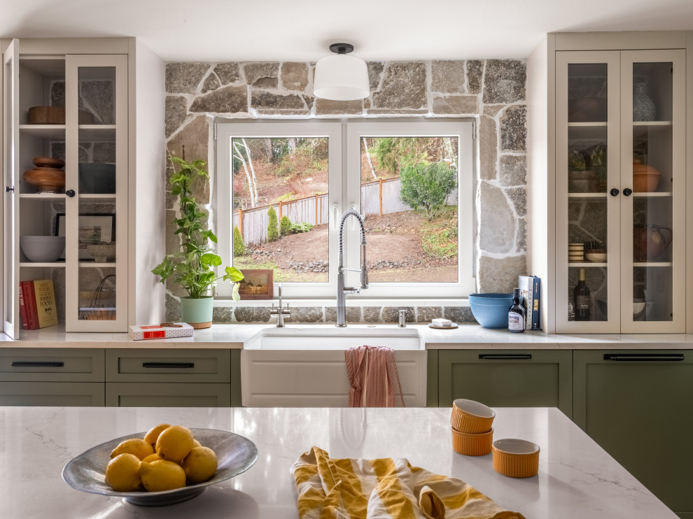 Example of a transitional kitchen design in Seattle