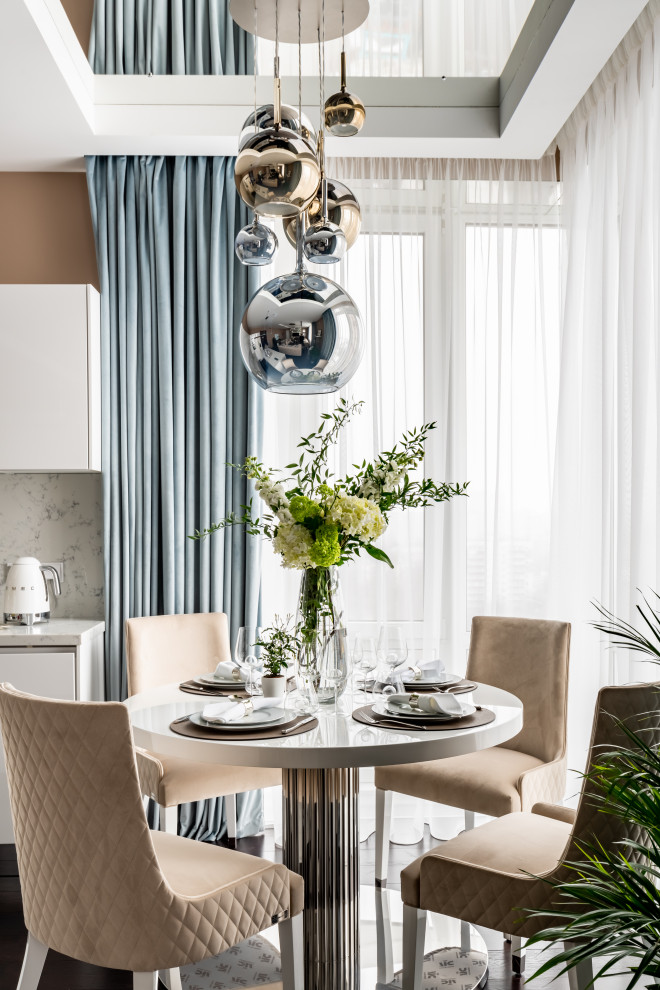 Бежевый и зеркала