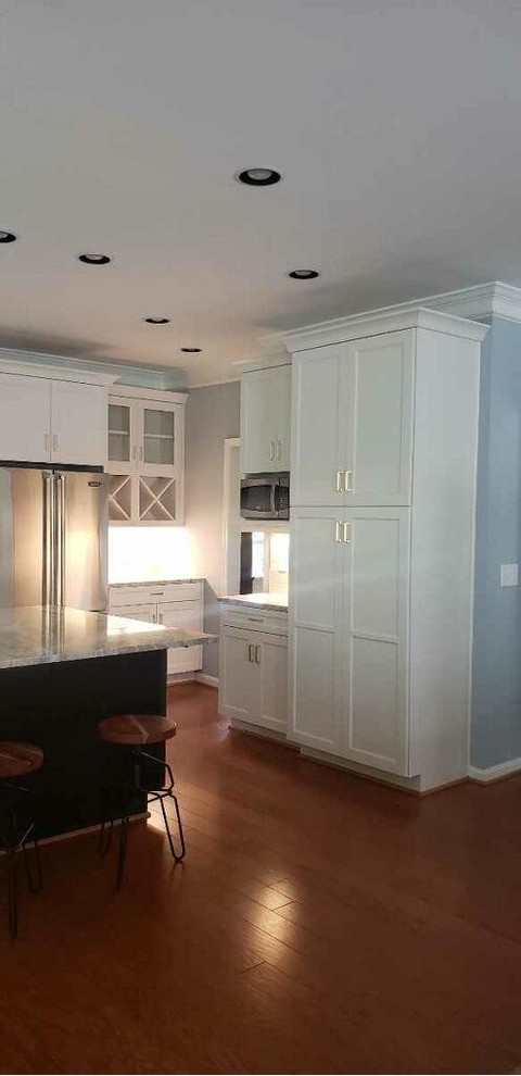 Home design - transitional home design idea in DC Metro