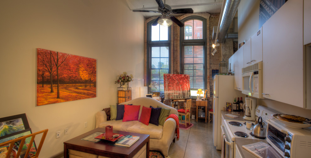 Inspiration for a timeless kitchen remodel in Cleveland