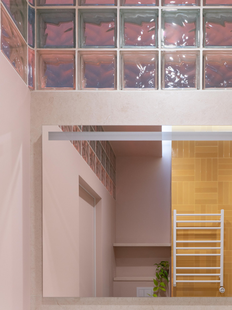 Квартира с стеклоблоками