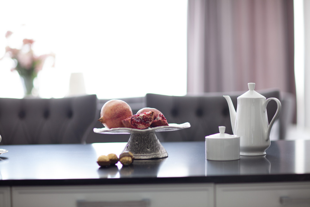 квартира в черно белых тонах