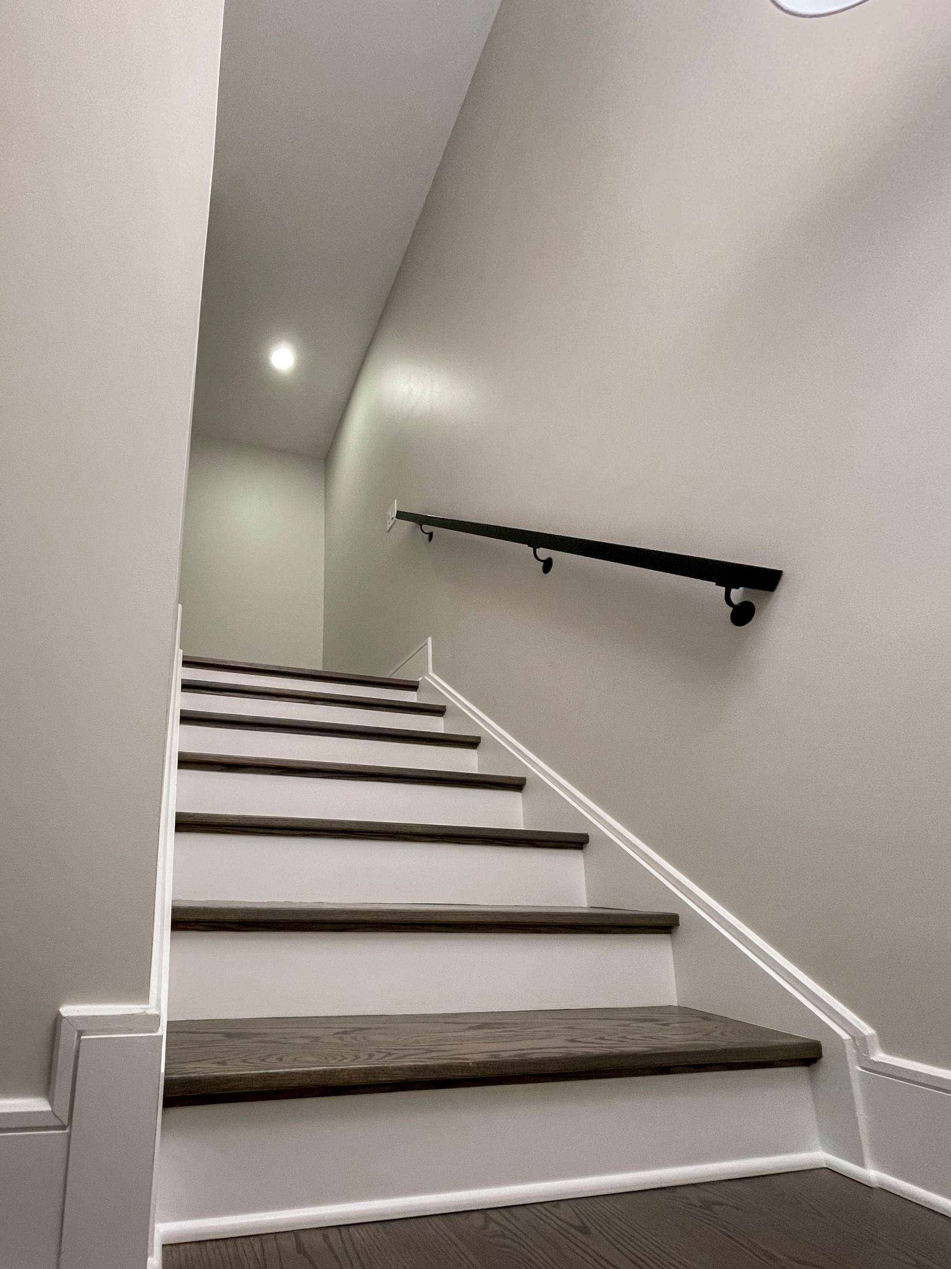 114_Striking Floating-Curved Staircase, Leesburg VA 20175