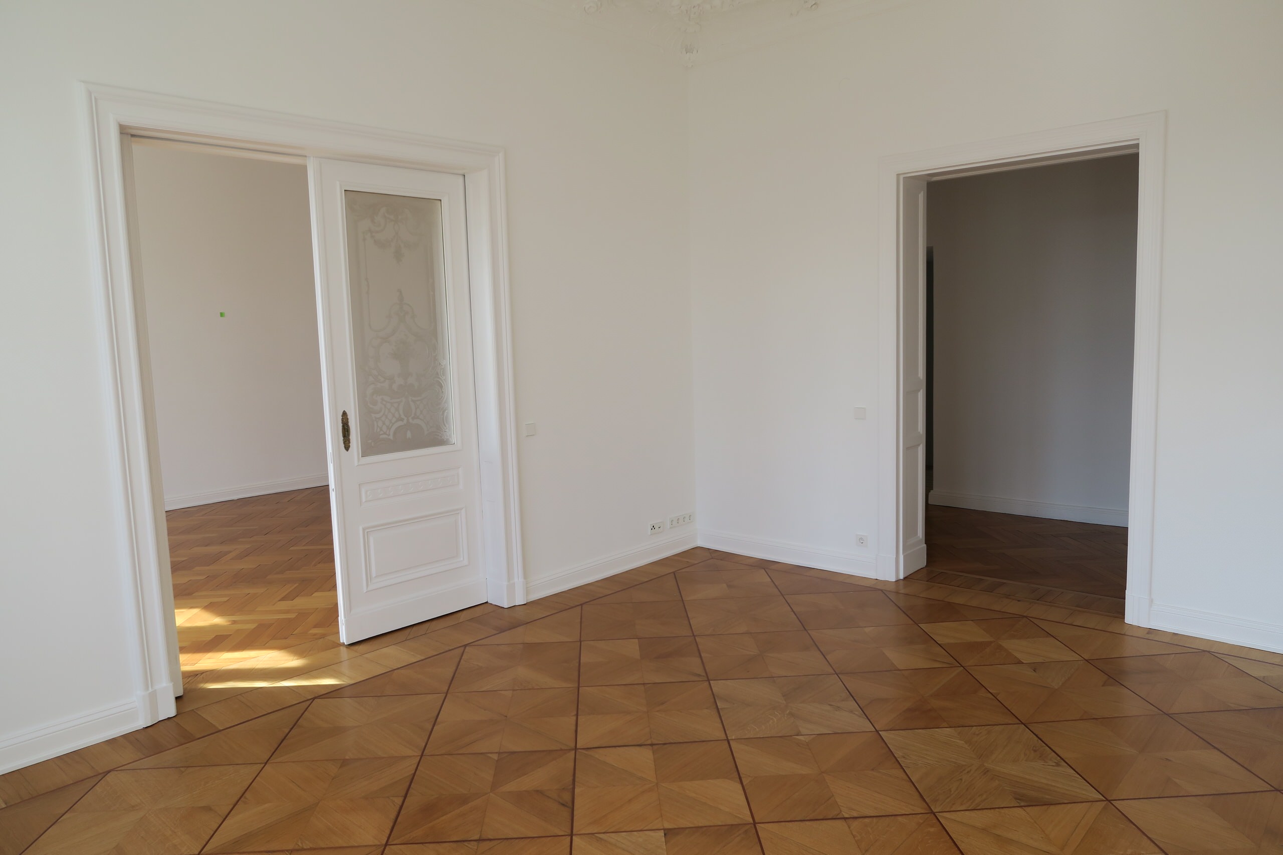 Mommsenstraße 1 Restaurierung Tafelparkett