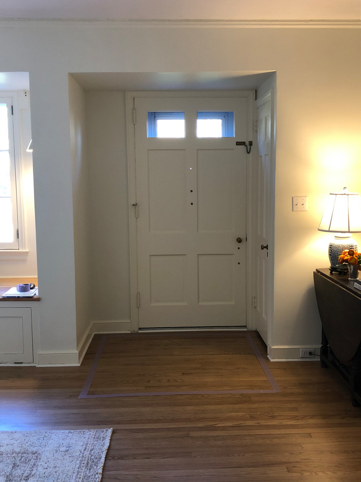 HELP! Entryway rug placement dilemma