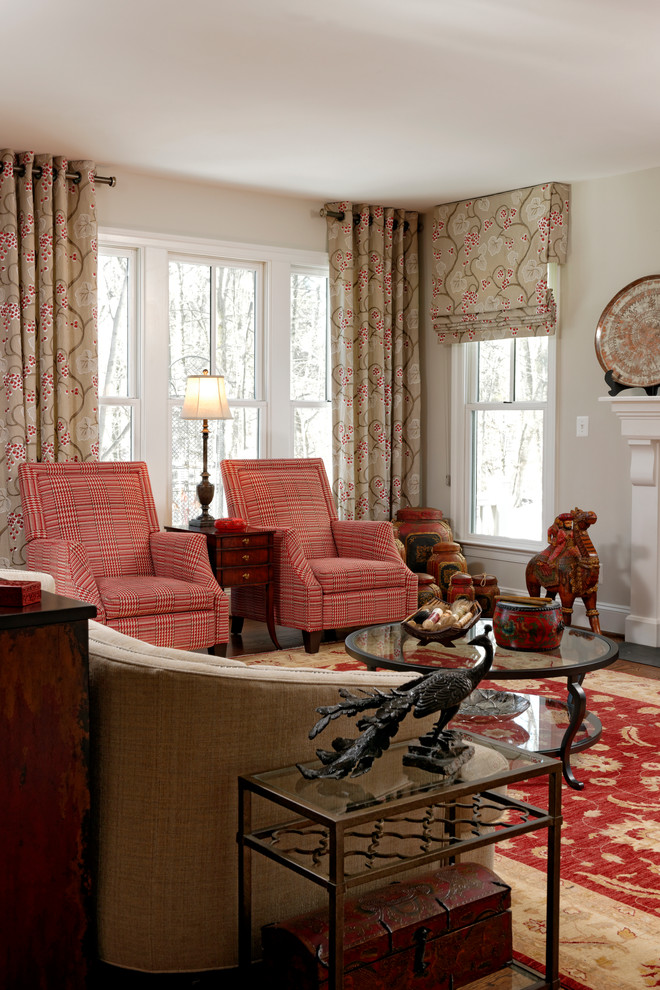 Example of a transitional living room design in DC Metro