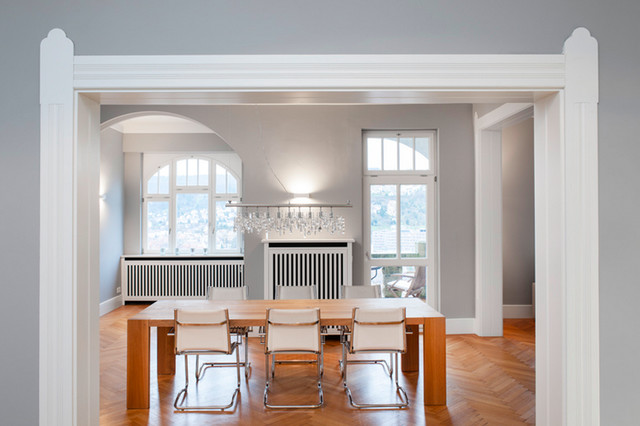 Haus R - Esszimmer klassisk-spisestue