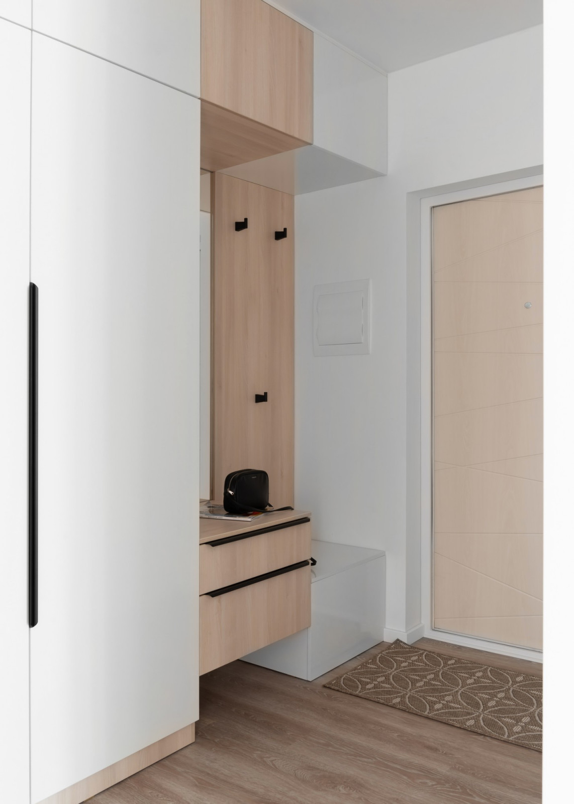 Реализованный проект двухкомнатной квартиры в г. Артем для молодой семьи.