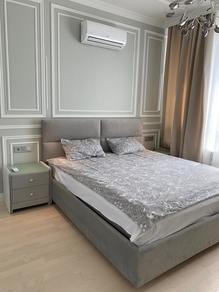 Светлая однокомнатная квартира в неоклассическом стиле