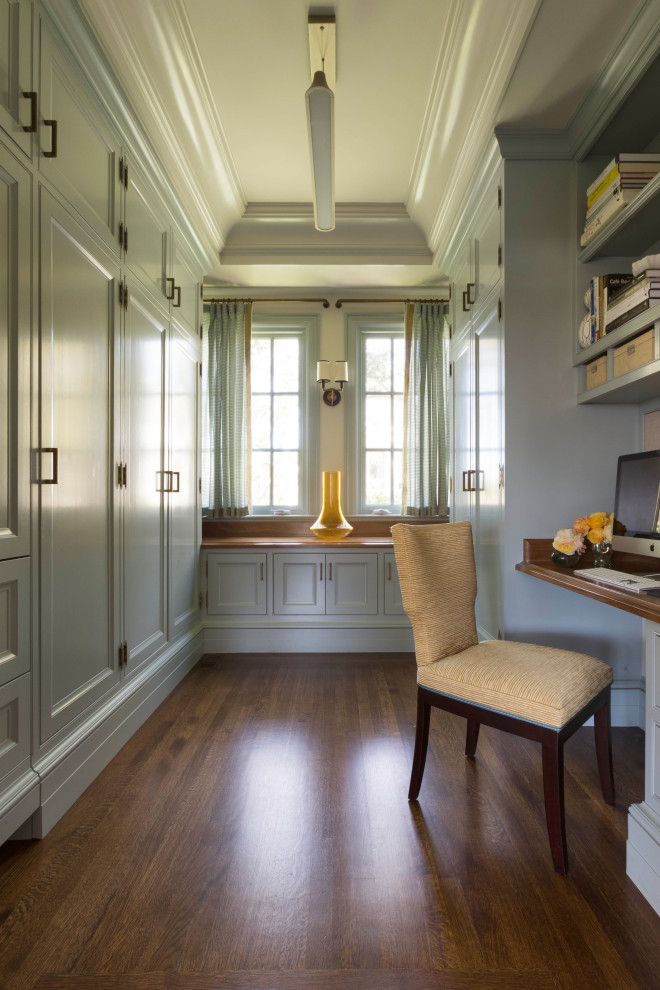 Example of a classic home gym design in San Francisco