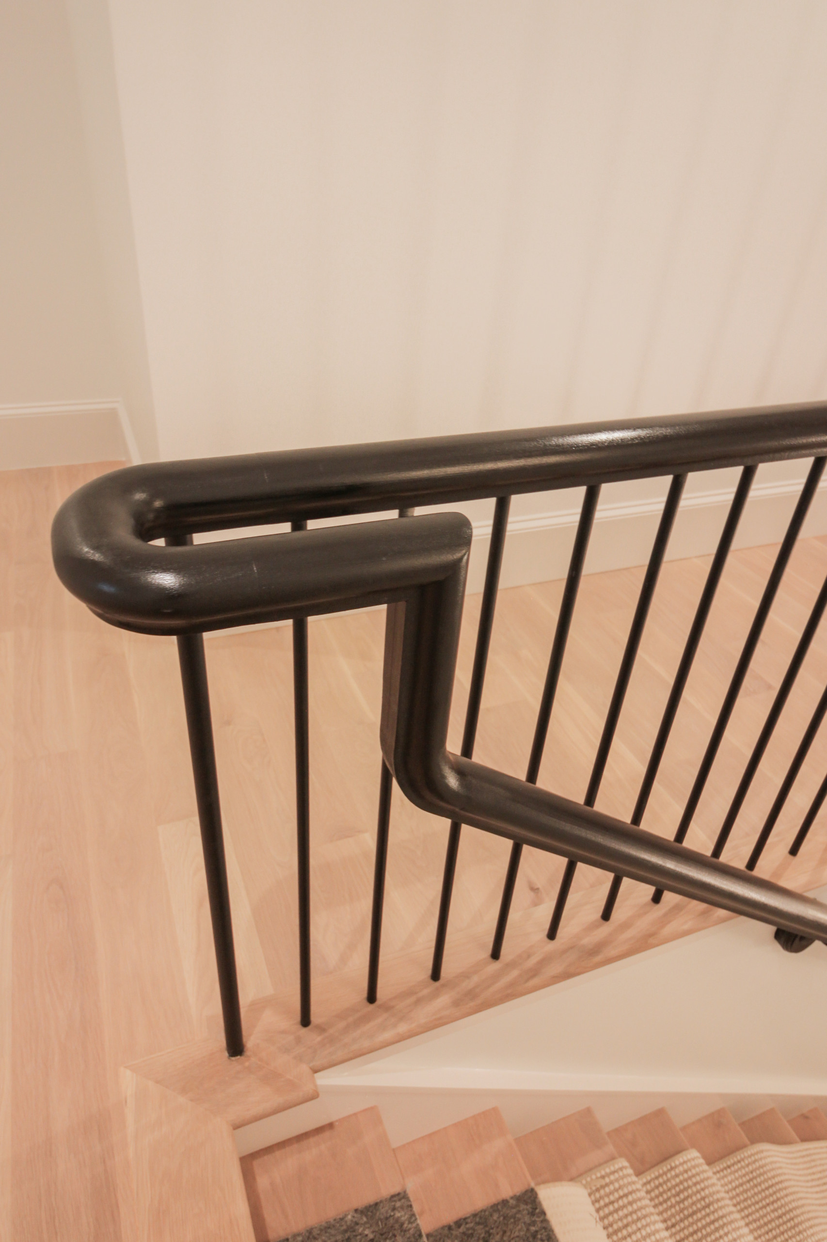 88_Clean & Modern Staircase, Arlington VA 22207