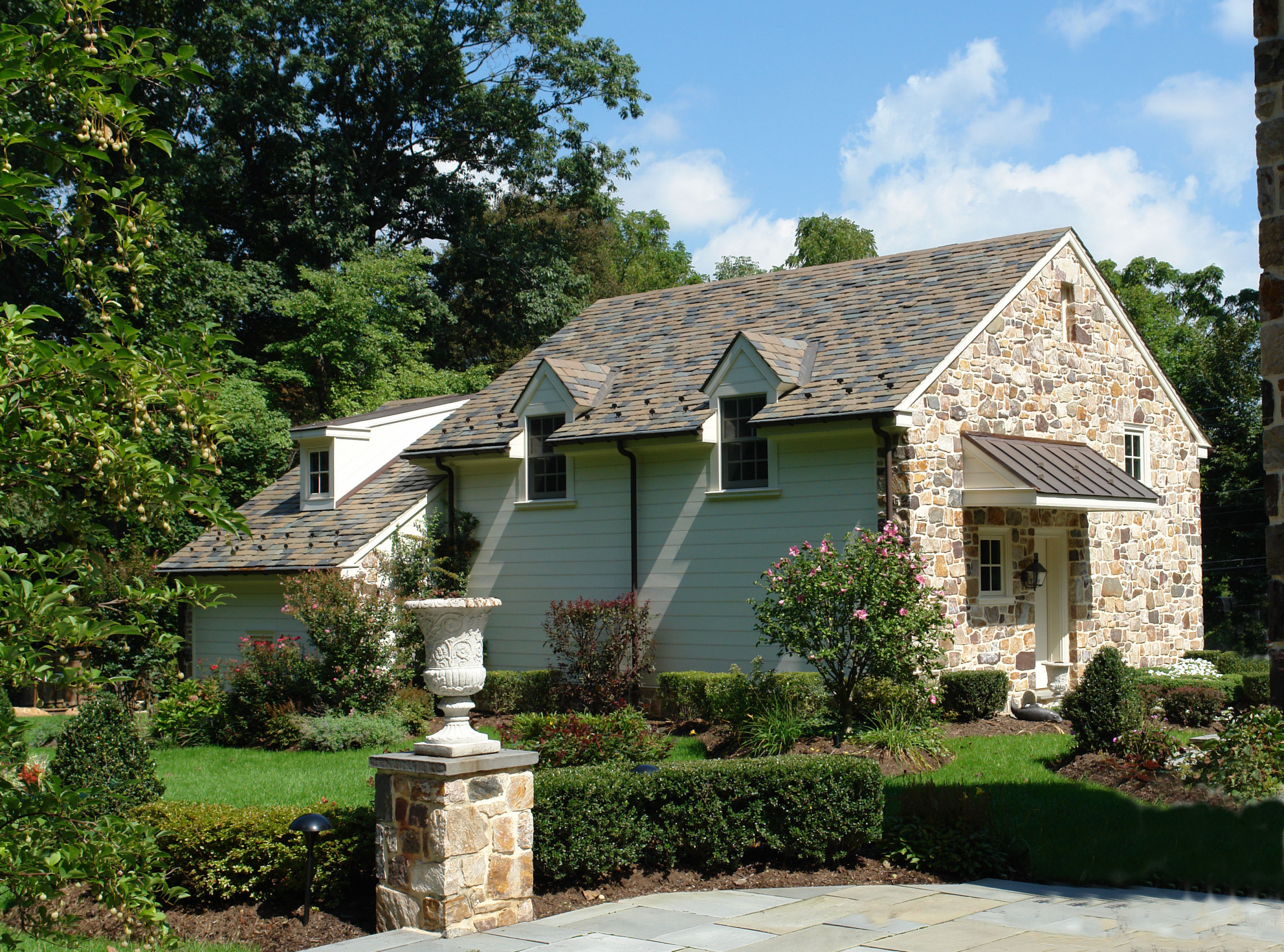 Carriage Houses & Garages in PA, MA, CT
