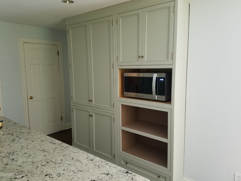 Kitchen Cabinet Painting