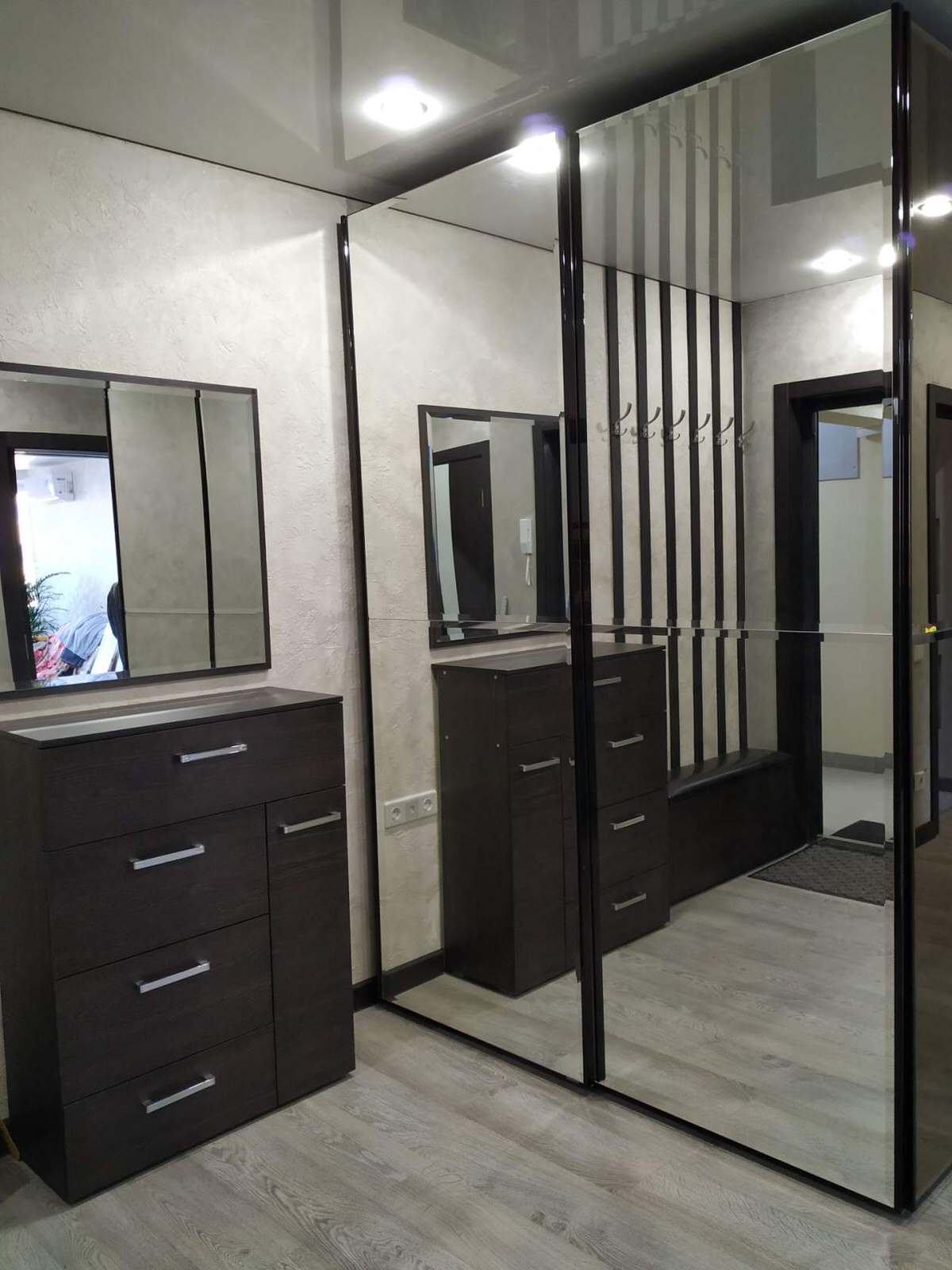 Прихожие на заказ