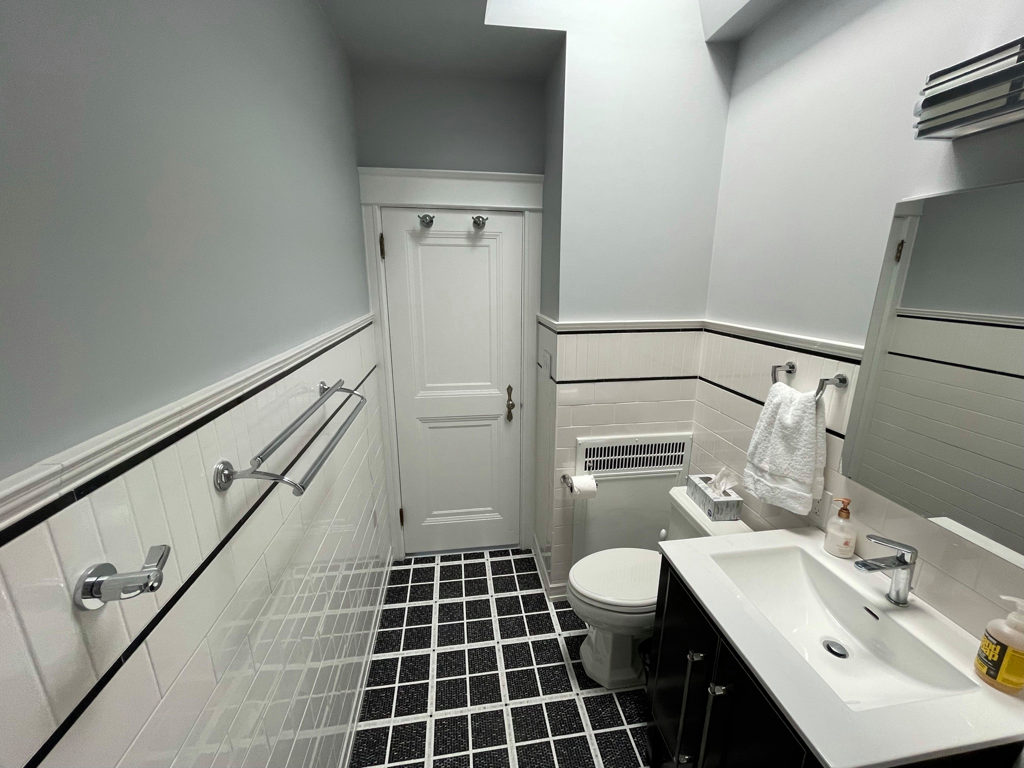 Art Deco Guest Bath