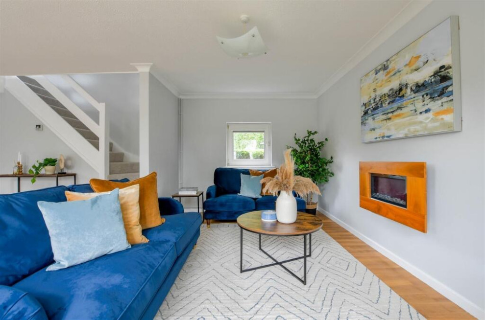 232 Parkers Walk - Stage to Sell