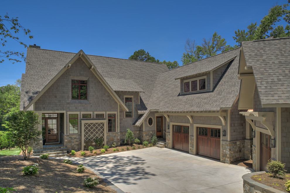 Inspiration for a transitional home design remodel in Charlotte