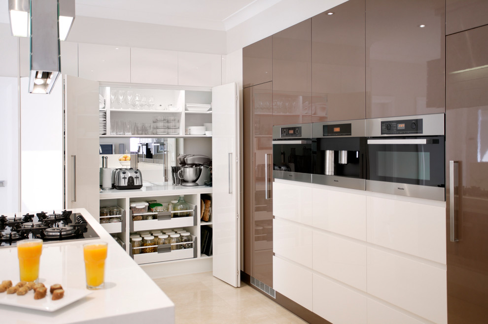 Inspiration for a contemporary kitchen in Sydney.