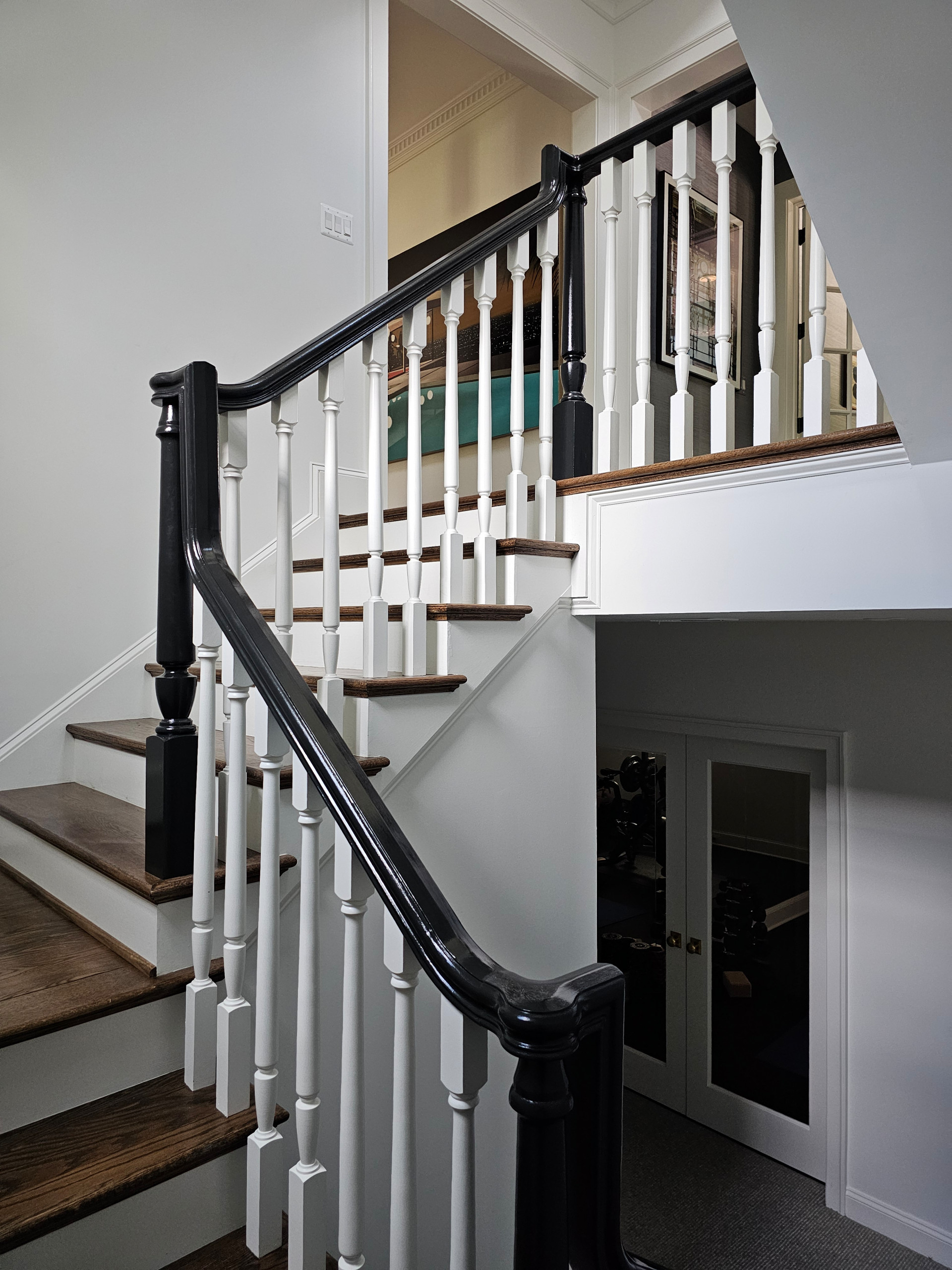 121_Elegant Floating Staircase, Chevy Chase, MD 20815