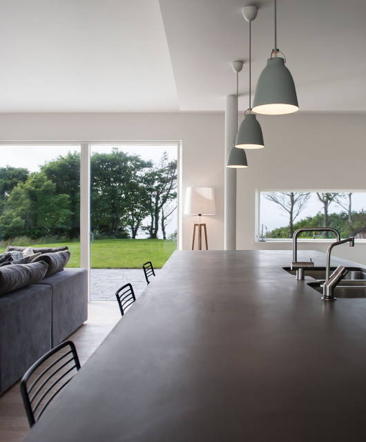 Devon Coast House dining-room