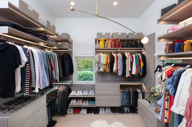 Dallas expert offers 5 tips for organizing and updating your closet