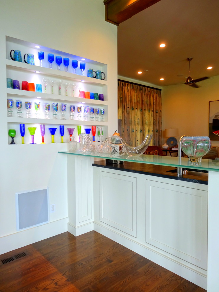 Mid-sized contemporary home bar in Charlotte.