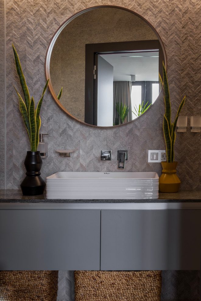 Душевая комната при Мастер-спальне