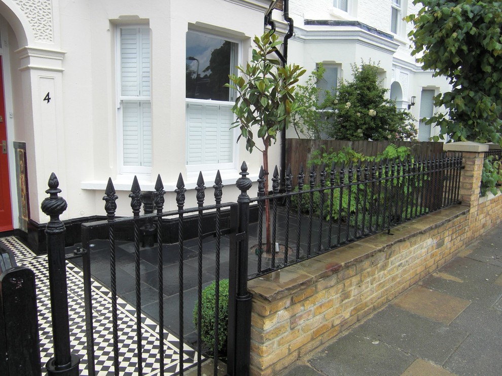 Example of an ornate home design design in London