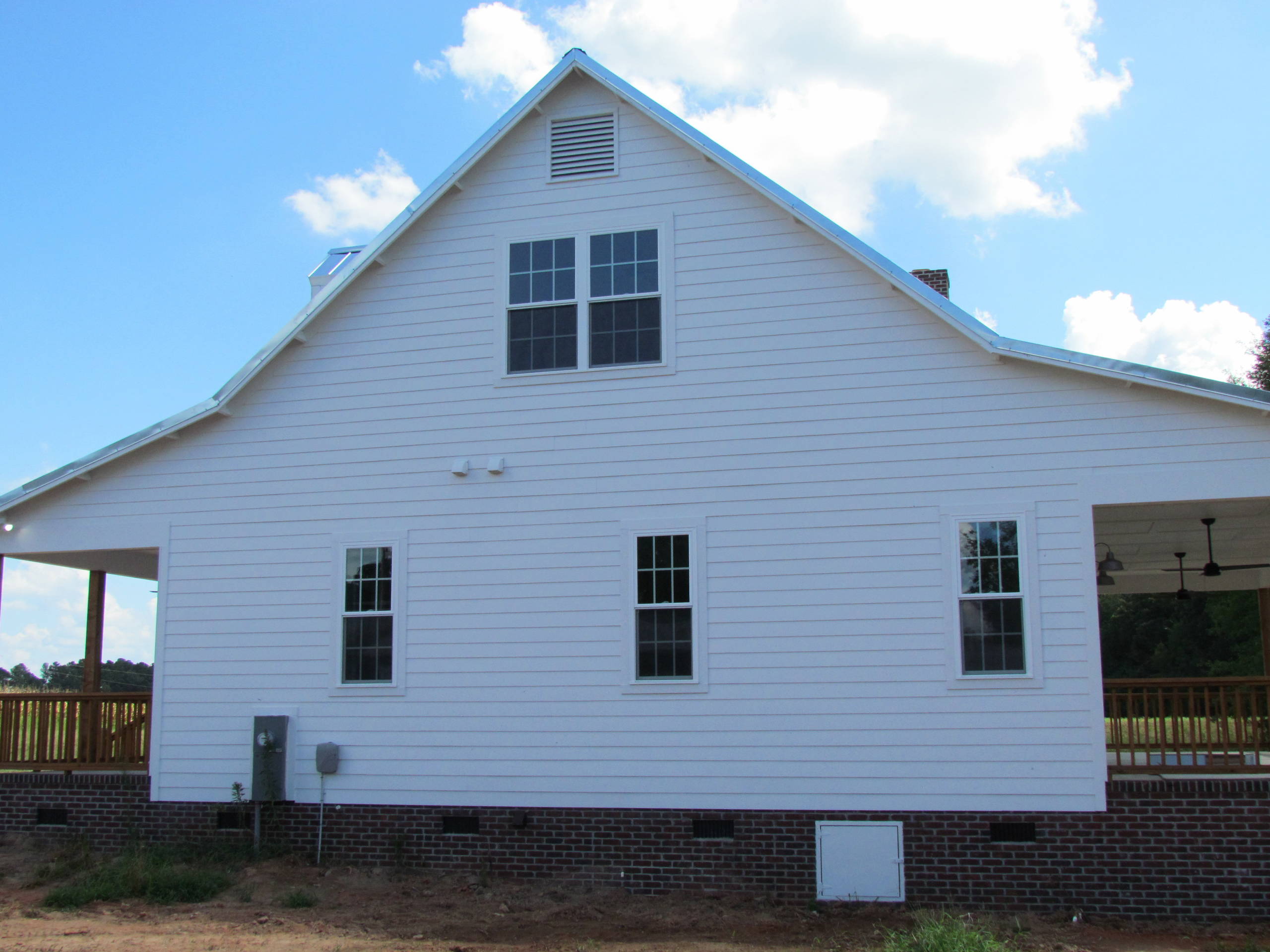 Charming Little Farmhouse