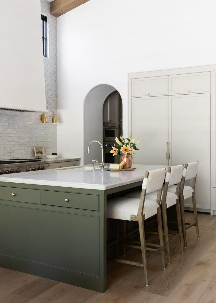 Inspiration for a transitional kitchen remodel in Phoenix