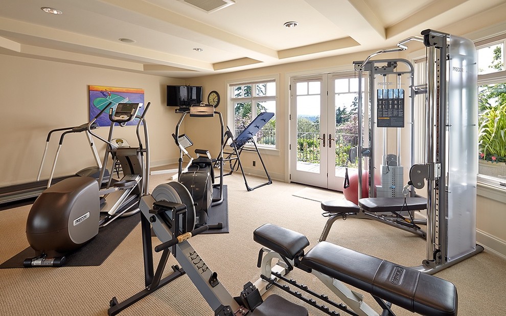 This is an example of a traditional home gym in Seattle.
