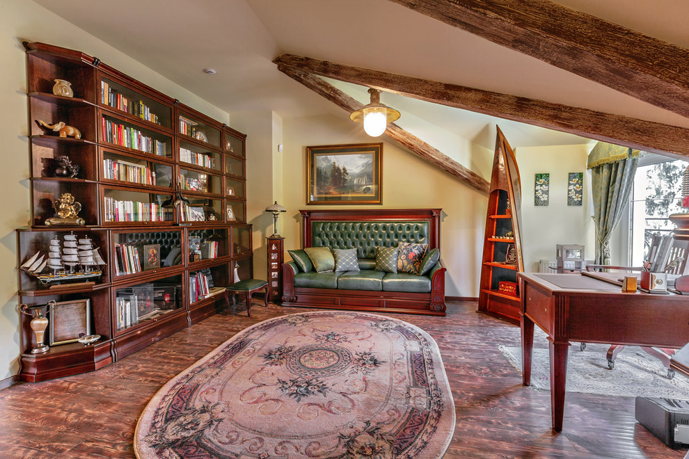 Английское чаепитие (Дом в поселке Зеленый мыс)