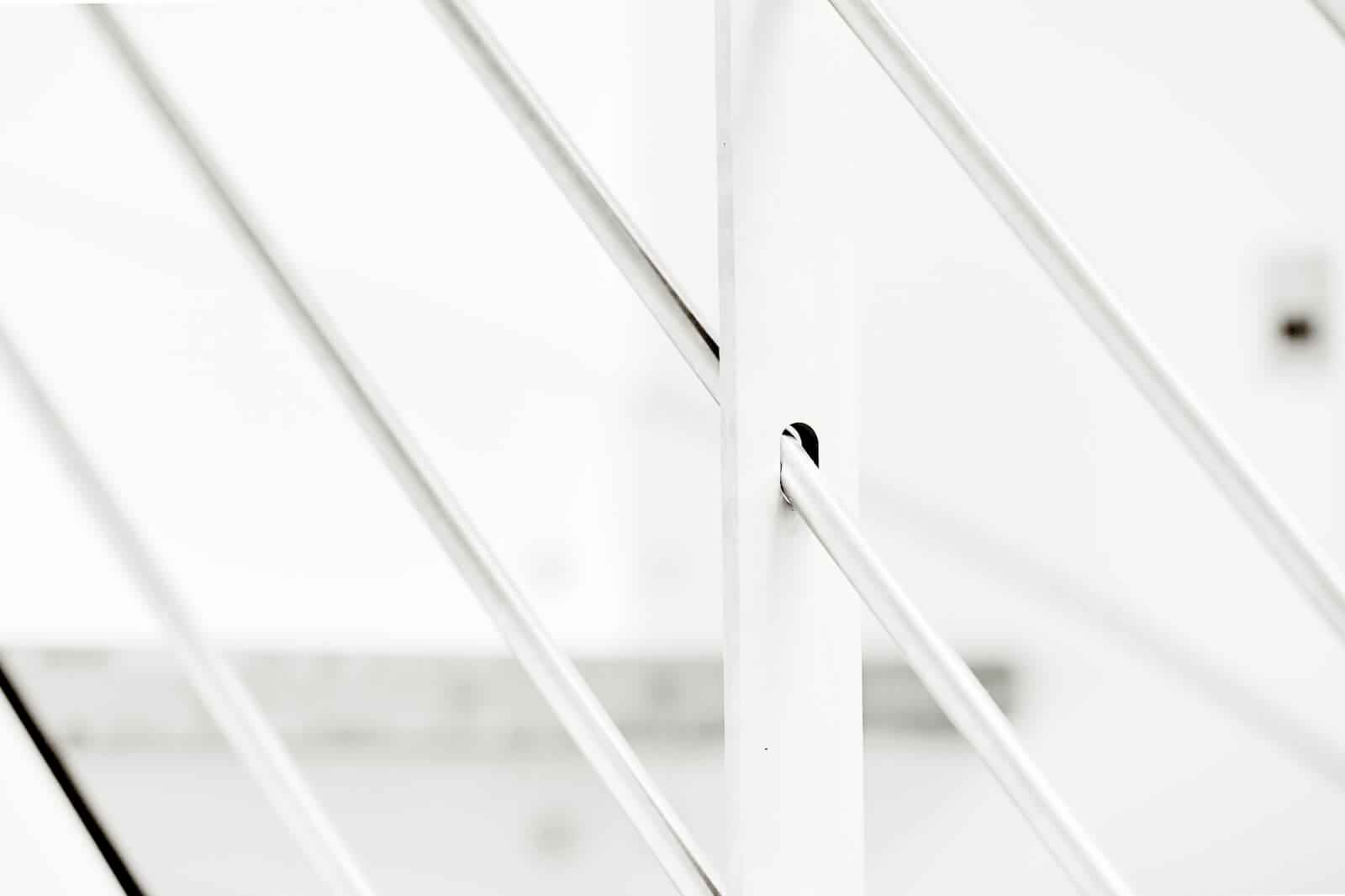 Лестница из бамбука с ограждением из нержавеющей стали