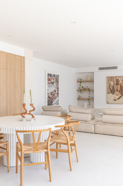 Vantage coastal-dining-room