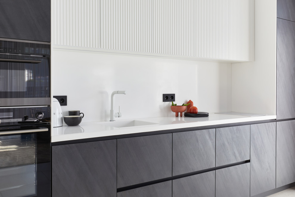 Монохромный минимализм