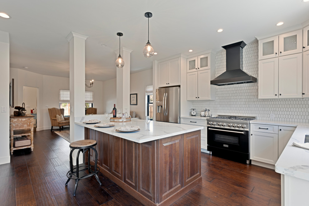 Kitchen - transitional kitchen idea