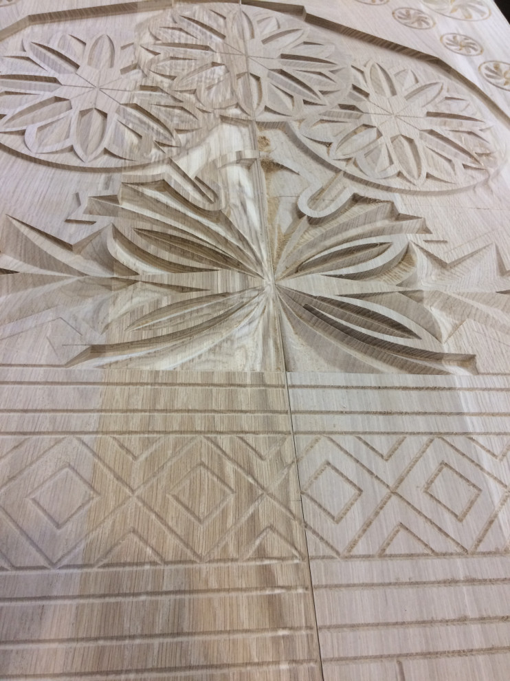 Дверь резная