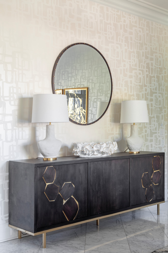 Example of a transitional home design design in Charlotte