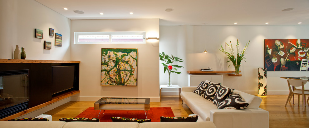 Inspiration for a contemporary living room in Sydney.