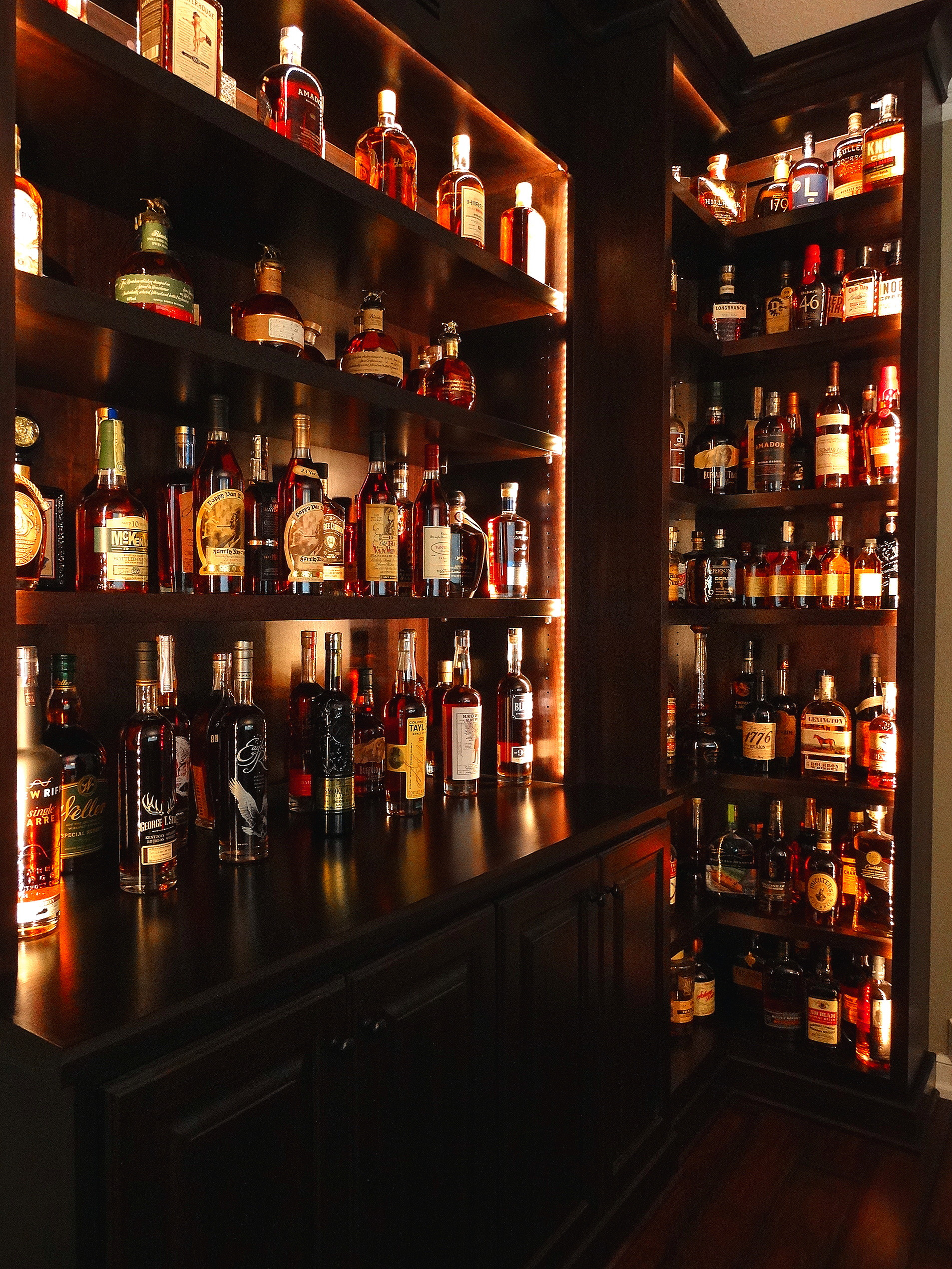 Wauwatosa Residence - Bourbon Bar