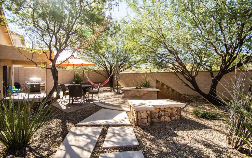 Home design - small rustic home design idea in Phoenix