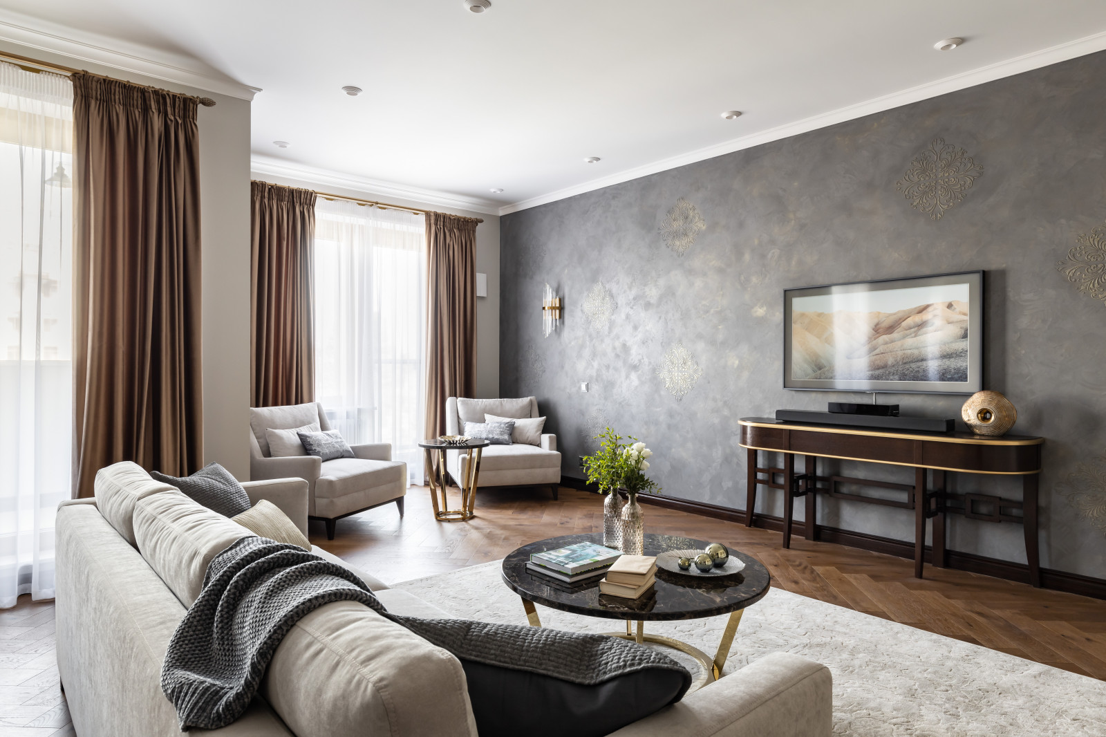 Трехкомнатная квартира на Крестовском острове