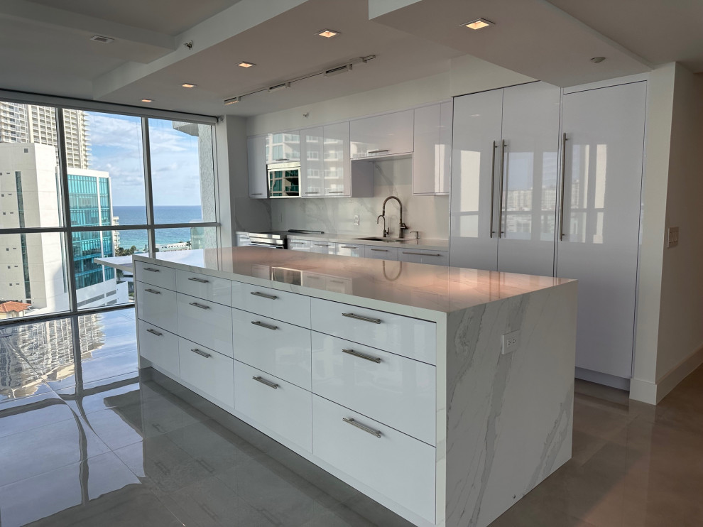 Sunny Isles Beach - 3 Bedroom / 3 Bath full renovation