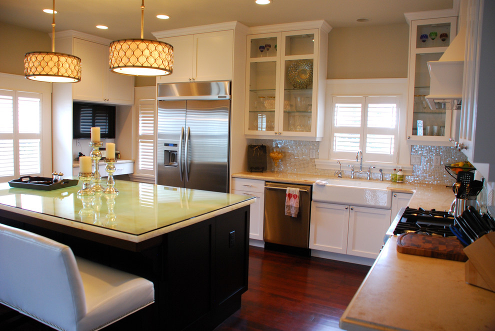 This is an example of an eclectic kitchen in Sacramento.