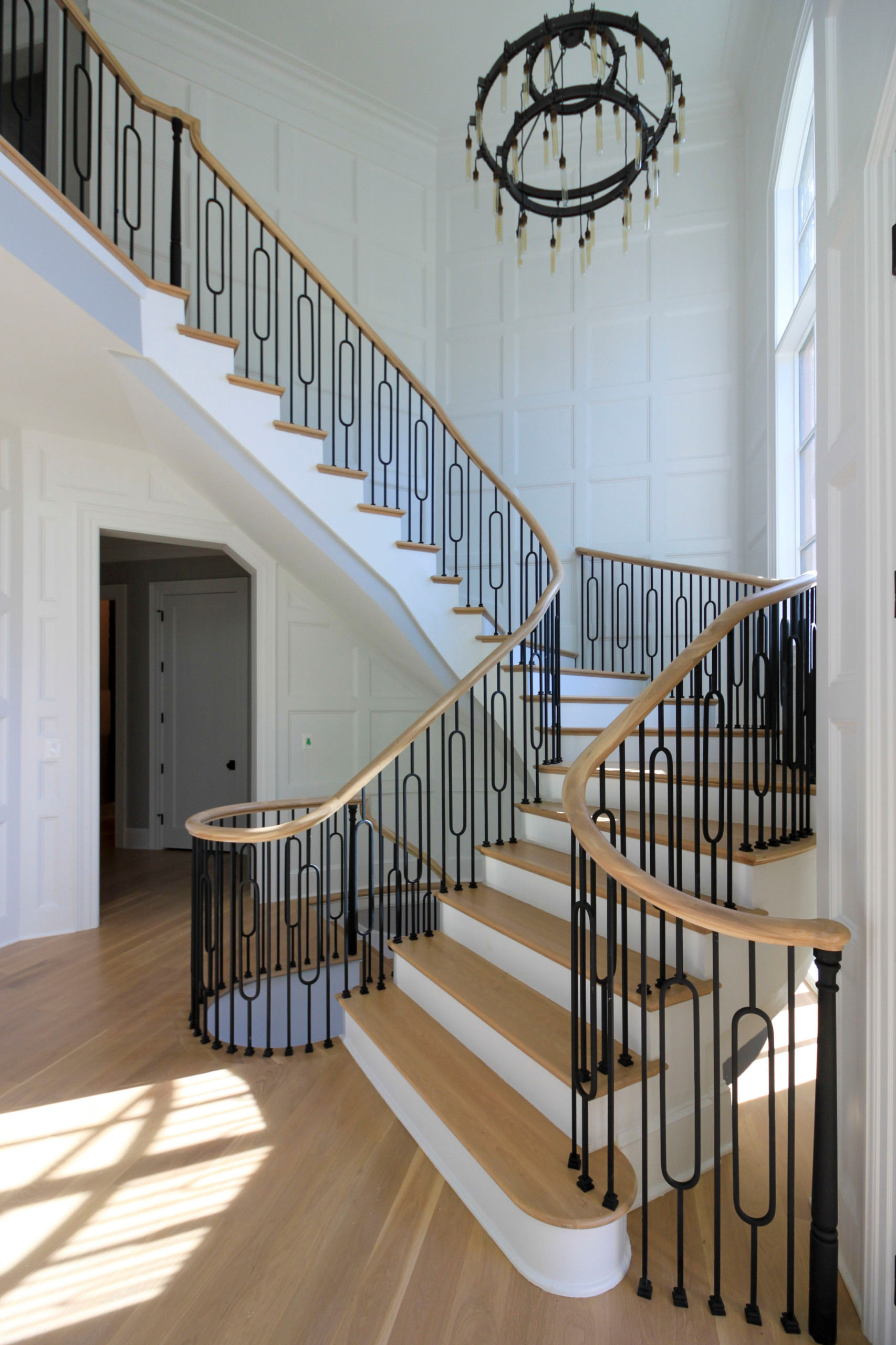 95_Remarkable and elegant floating elliptical staircase, McLean, VA 22101