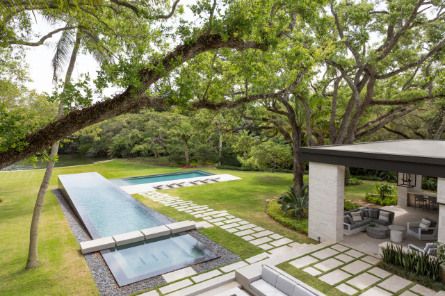 Oaktree contemporary-pool