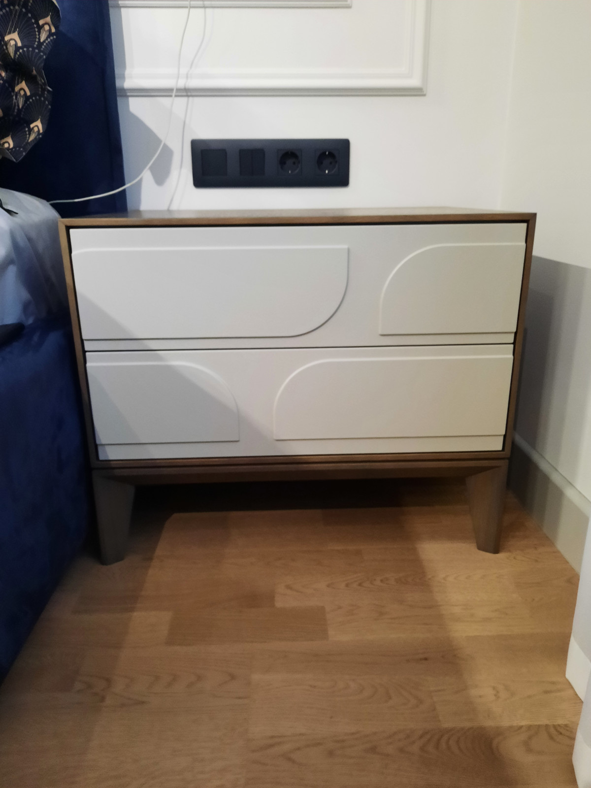 Прикроватная тумба коллекция  The one