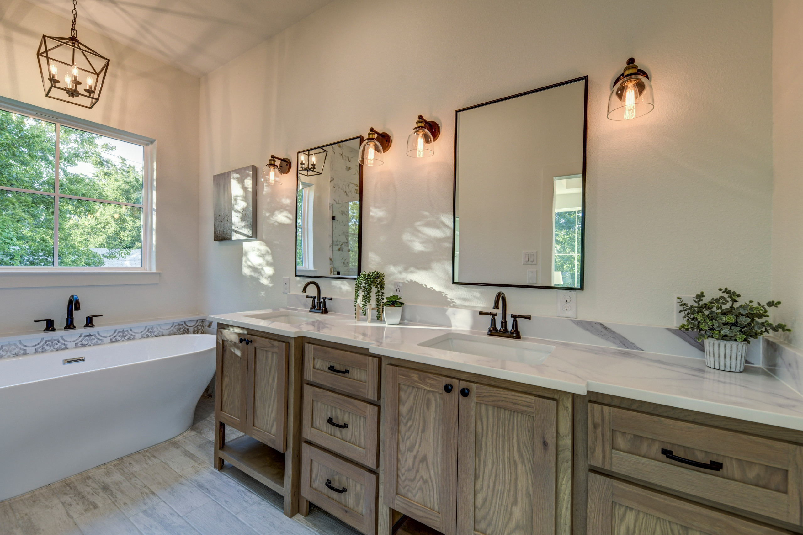 Owner's Bathroom Suite with Custom Cabinets